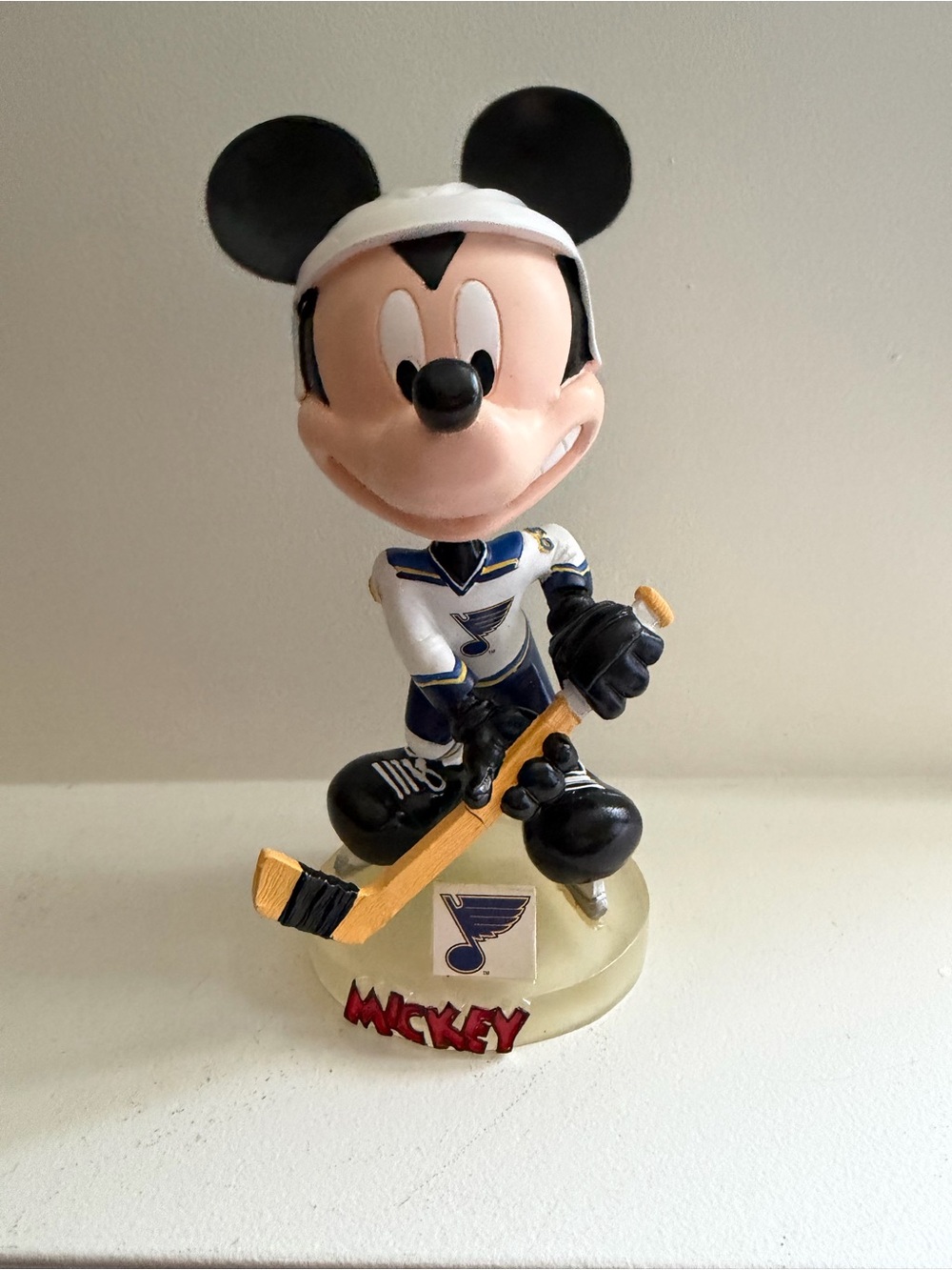 Disney Mickey Mouse Hockey Figure – White, Blue, Black, Yellow